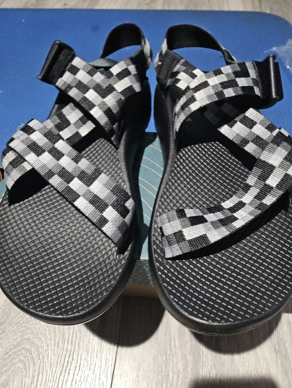 Classic Men's Black Sandals with Gray Checkered Straps